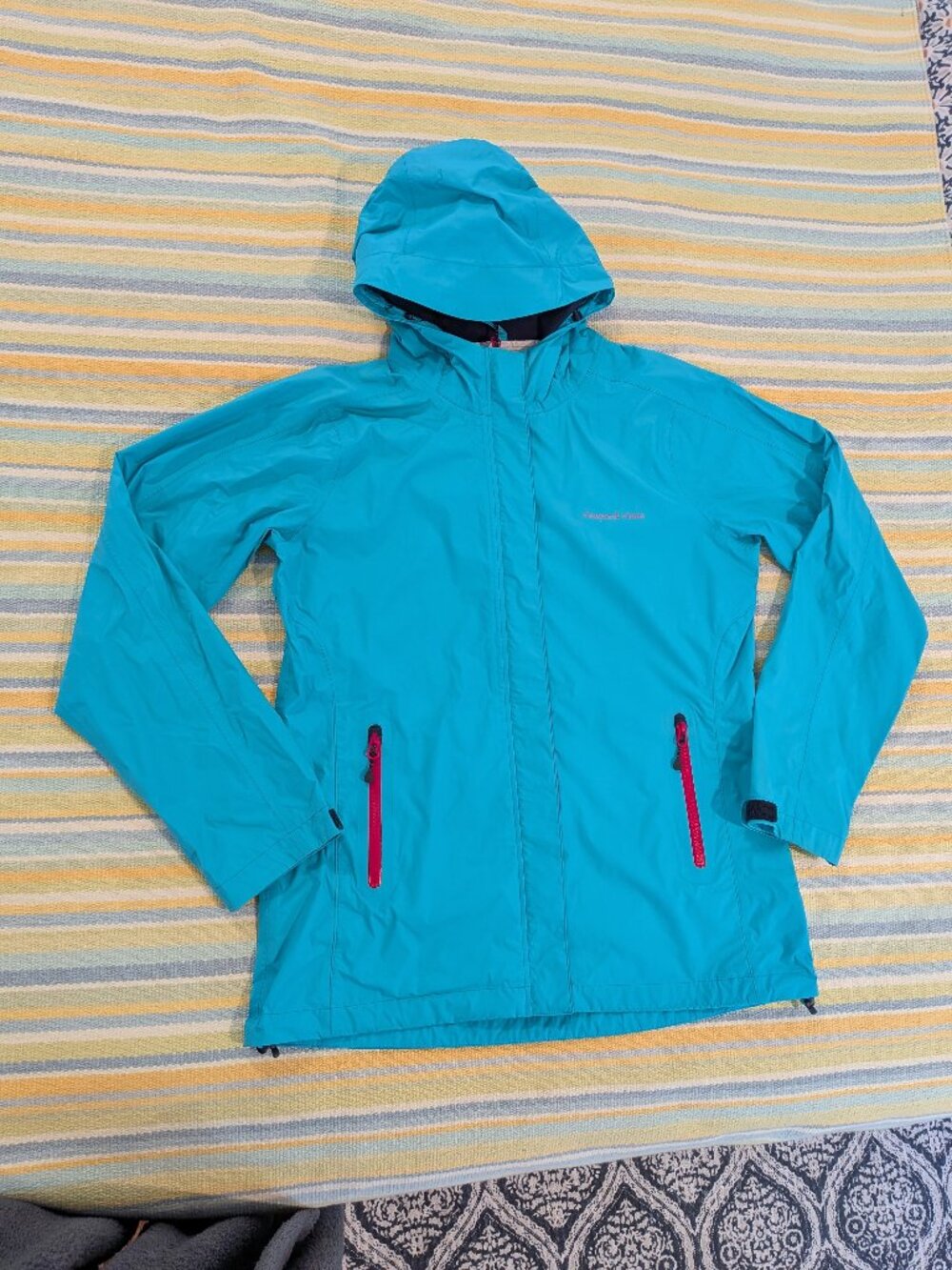 ⭐ Vineyard Vines Teal Stow-n-Go Rain Jacket size Medium